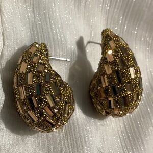 💧💦Sparkly Golden Tan Crystal & Rhinestone Waterdrop Earrings